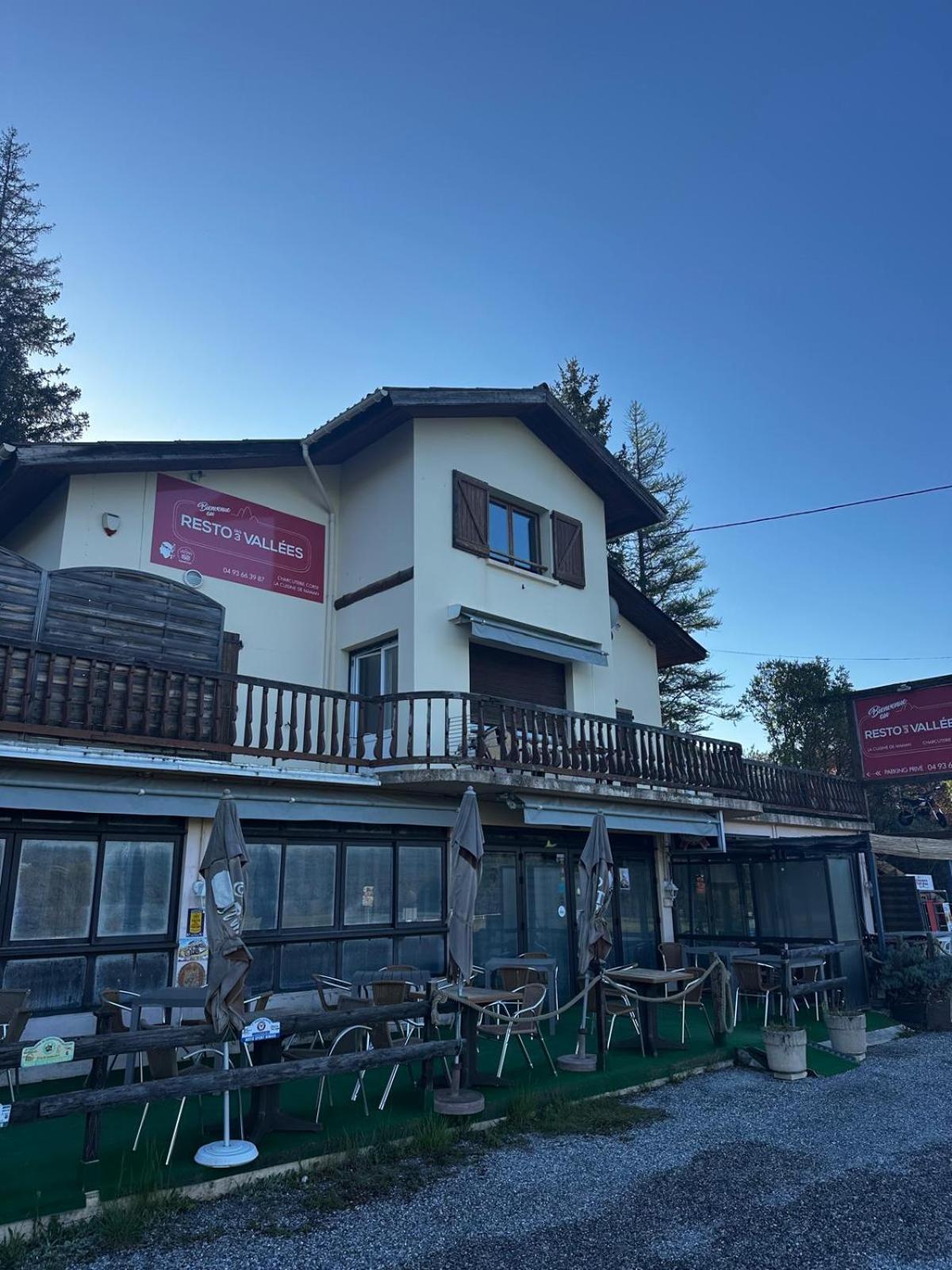 Appart'Hotel Des 3 Vallees Le Pied A Terre Seranon Bagian luar foto